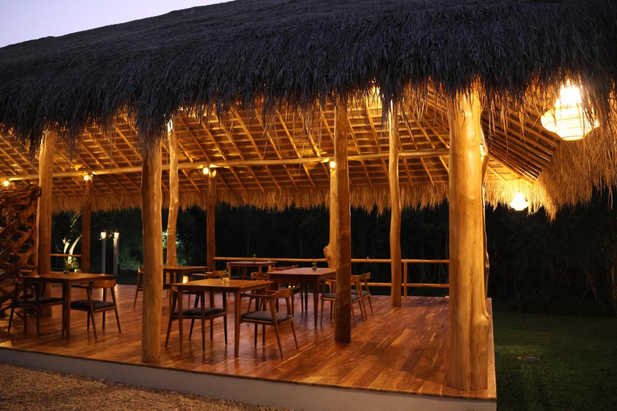Omkara Rekawa Hotel Tangalle Exterior foto