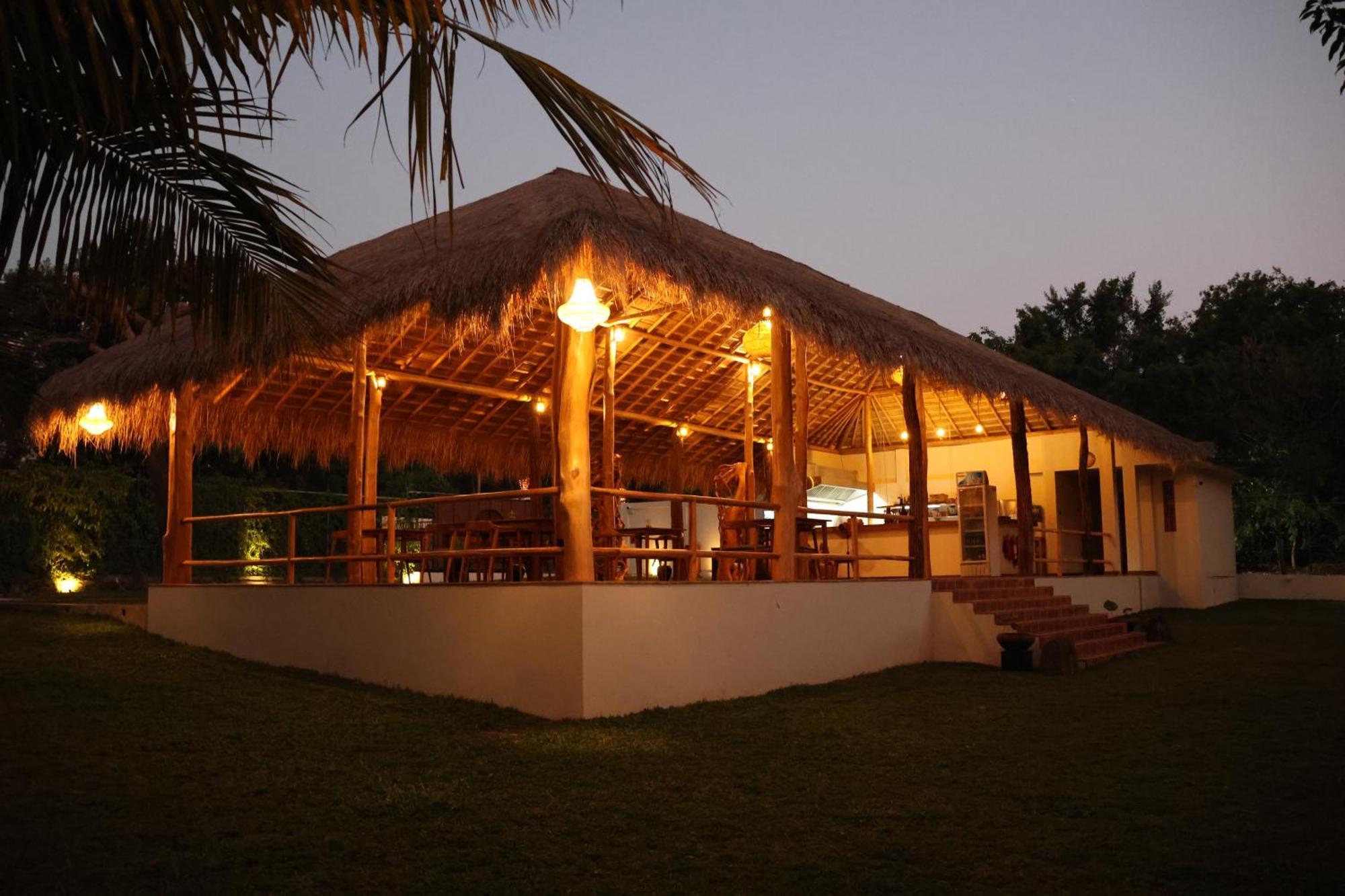 Omkara Rekawa Hotel Tangalle Exterior foto