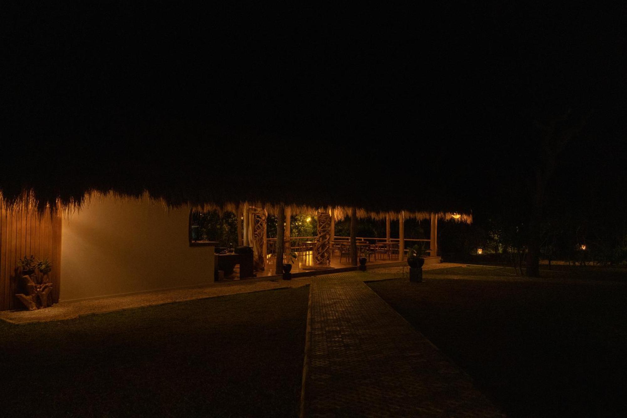 Omkara Rekawa Hotel Tangalle Exterior foto
